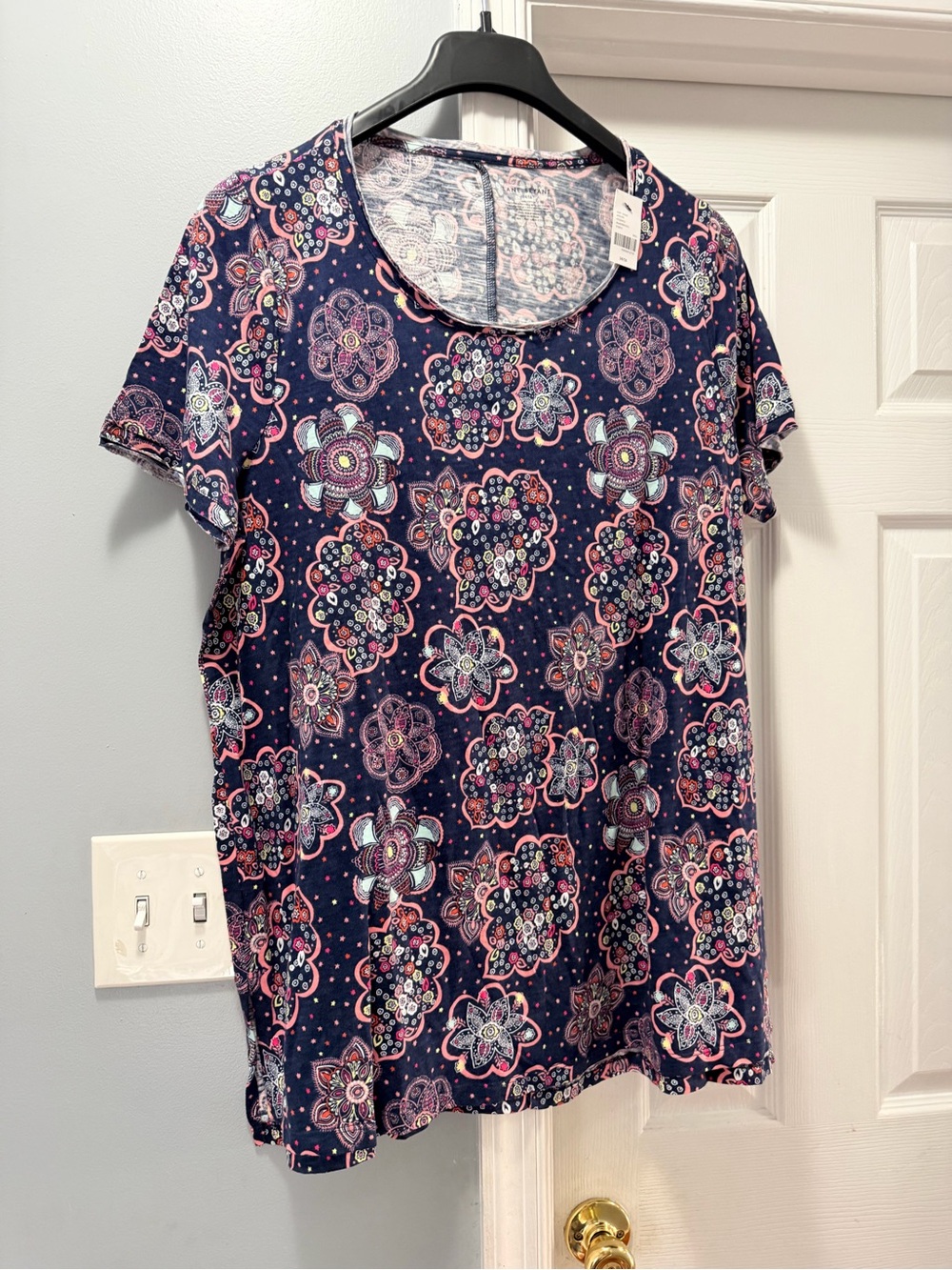 Lane Bryant Navy Floral Medallion Short Sleeve Tee